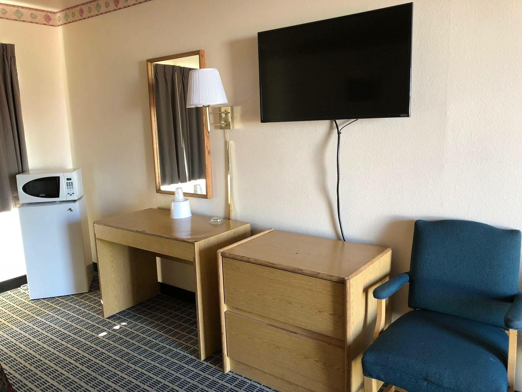 Economy Inn Fresno Exterior foto